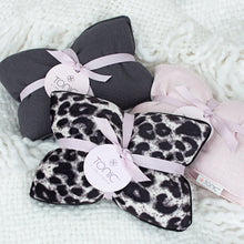 Load image into Gallery viewer, Heat Pillow / Animal Velvet