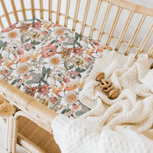 Load image into Gallery viewer, Australiana / Bassinet Sheet / Change Pad Cover