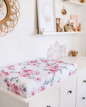 Load image into Gallery viewer, Lilac Skies / Bassinet Sheet / Change Pad Cover
