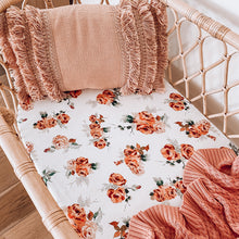 Load image into Gallery viewer, Rosebud / Bassinet Sheet / Change Pad Cover