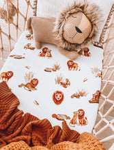 Load image into Gallery viewer, Lion / Bassinet Sheet / Change Pad Cover
