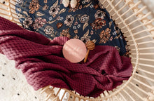 Load image into Gallery viewer, Belle / Bassinet Sheet / Change Pad Cover