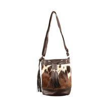 Load image into Gallery viewer, Bonnie Cowhide Bucket Bag 021