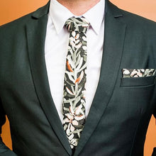 Load image into Gallery viewer, Cotton Tie / Protea Green