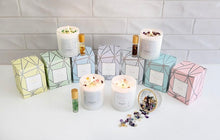 Load image into Gallery viewer, Crystal Infusion Candle / Rose Quartz