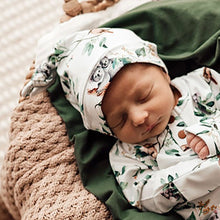 Load image into Gallery viewer, Eucalypt Knotted Beanie