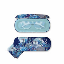 Load image into Gallery viewer, Glasses Case / Blue Guineas
