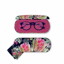 Load image into Gallery viewer, Glasses Case / Blush Beauty
