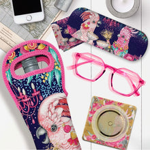 Load image into Gallery viewer, Glasses Case / Pru & Trude