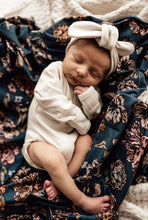 Load image into Gallery viewer, Halo Ribbed Topknot Headband