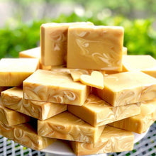 Load image into Gallery viewer, Handmade Soap / Australian Lemon Myrtle