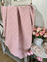 Load image into Gallery viewer, Stone Washed Throw / Dusty Pink
