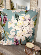 Load image into Gallery viewer, White Lily Cushion