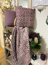 Load image into Gallery viewer, Geometric Cushion / Aubergine