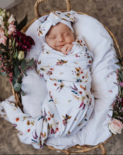 Load image into Gallery viewer, Boho posy / Baby Jersey Wrap &amp; Topknot Set
