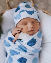 Load image into Gallery viewer, Ocean Skies / Baby Jersey Wrap &amp; Beanie Set
