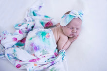 Load image into Gallery viewer, Sweet Petal / Baby Jersey Wrap & Topknot Set