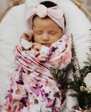 Load image into Gallery viewer, Blushing Beauty / Organic Muslin Wrap