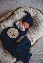 Load image into Gallery viewer, Navy / Organic Muslin Wrap