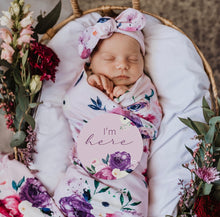 Load image into Gallery viewer, Floral Kiss & Blossom Pink Reversible Milestone Cards