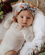 Load image into Gallery viewer, Vintage Bloom Topknot Headband