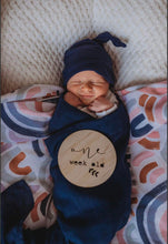 Load image into Gallery viewer, Navy / Organic Muslin Wrap