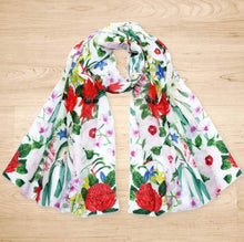 Load image into Gallery viewer, Australian Floral Emblems Scarf
