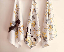 Load image into Gallery viewer, Willie Wagtail Handkerchiefs/ 3 Pack