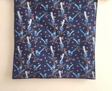Load image into Gallery viewer, Single Blue Wren Mini&#39;s Handkerchief / Navy
