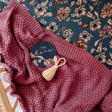 Load image into Gallery viewer, Mauve / Diamond Knit Baby Blanket