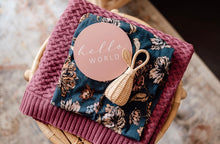 Load image into Gallery viewer, Belle & Rose Gold Reversible Milestone Cards