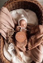 Load image into Gallery viewer, Dandelion & Hazelnut Reversible Milestone Cards