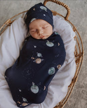 Load image into Gallery viewer, Milky Way / Snuggle Swaddle & Beanie Set