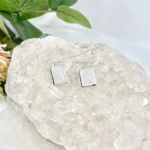 Load image into Gallery viewer, Mahina Sterling Silver Moonstone Earrings