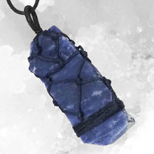 Load image into Gallery viewer, Natural Sodalite Netted Necklace