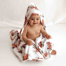 Load image into Gallery viewer, Rosebud / Organic Hooded Baby Towel