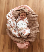 Load image into Gallery viewer, Rosette / Organic Muslin Wrap