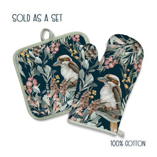 Load image into Gallery viewer, Oven Mitt & Pot Holder Set / Banksia Bush Guardian
