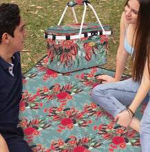 Load image into Gallery viewer, Picnic Rug / Good Wine
