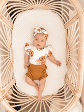 Load image into Gallery viewer, Rosebud Topknot Headband