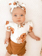 Load image into Gallery viewer, Rosebud Topknot Headband