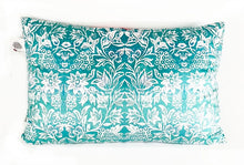 Load image into Gallery viewer, Turquoise Birds Velvet Cushion / Rectangular