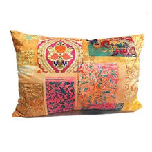 Load image into Gallery viewer, Venezia Gold 1 Velvet Cushion / Rectangular