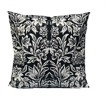 Load image into Gallery viewer, Black Birds Velvet Cushion / Square