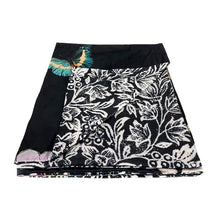 Load image into Gallery viewer, Velvet Throw - Black Birds