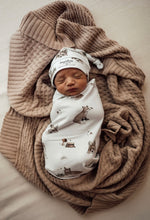 Load image into Gallery viewer, Hazelnut / Diamond Knit Baby Blanket
