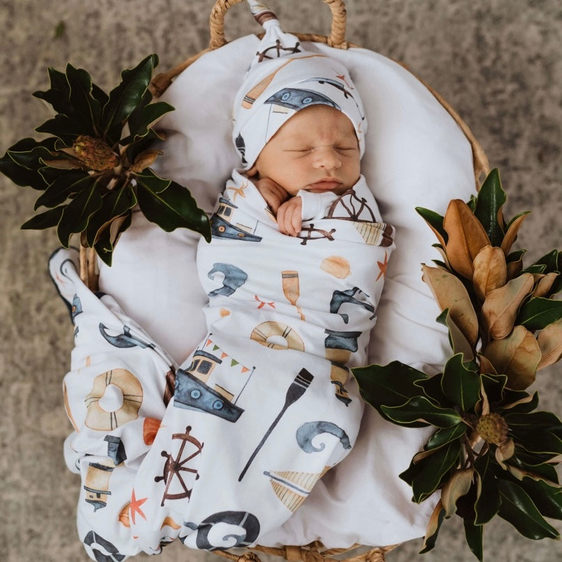 Shipwreck / Baby Jersey Wrap & Beanie Set