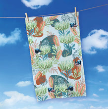Load image into Gallery viewer, Tea Towel / Blue Wren
