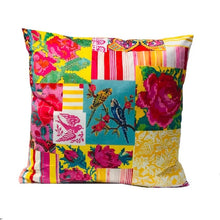 Load image into Gallery viewer, Printemps Velvet Cushion / Square
